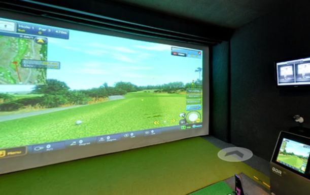 A Two Hour State of the Art Golf Simulator Experience for up to 6 players at Surbiton or Kensington Golf Studios