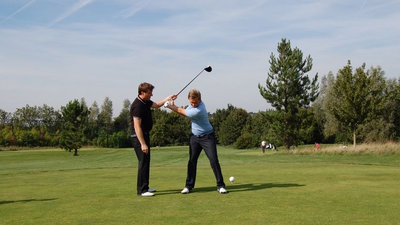A One Hour Lesson with PGA Professional, Bradley Preston at North Weald Driving Range, including full video Swing Analysis